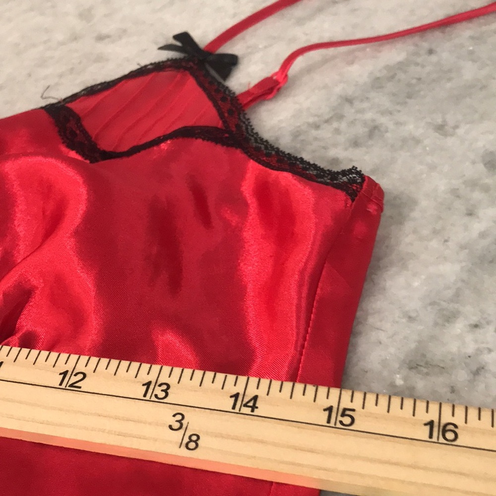Vintage Lingerie Gown Womens Medium Red Satin Chemise Lace Romantic Silky - Picture 7 of 8